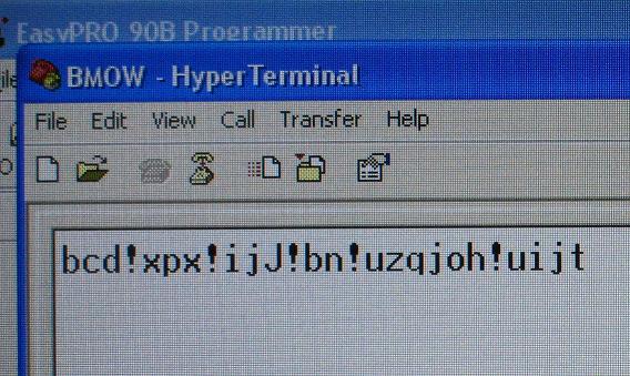 HyperTerminal session with USB test output