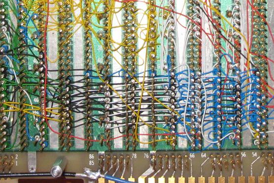 Address bus wiring