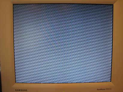 Black-and-white random pattern at 512x480
