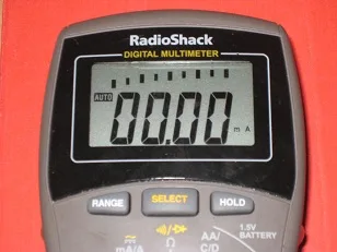 Multimeter showing 0.00 mA