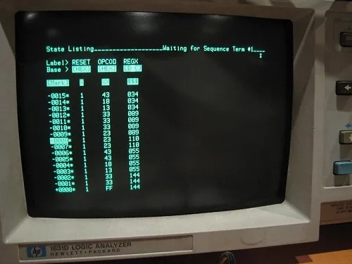 HP 1631D logic analyzer state view