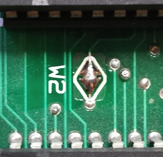 Bridged jumper W2