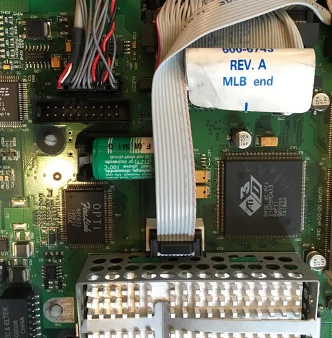 Floppy cable inside the Pippin