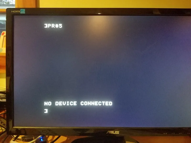 Apple II screen: "No device connected"