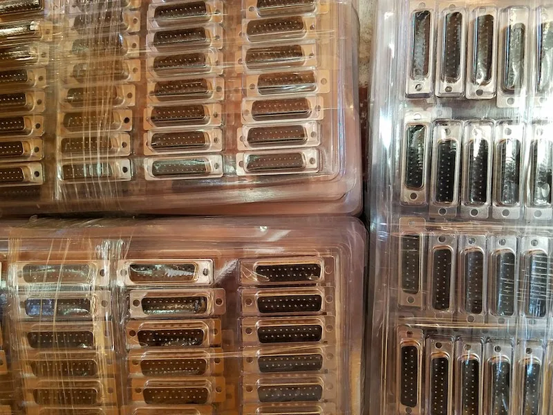 Trays of DB-19 connectors