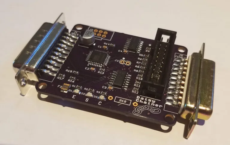 Daisy Chainer board