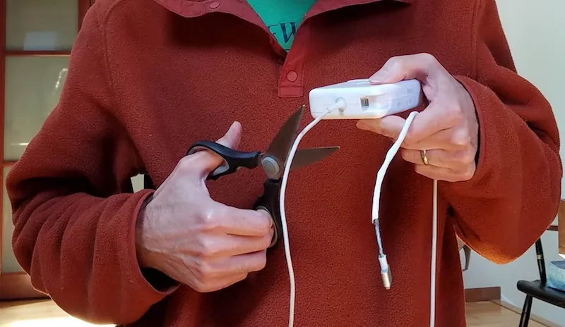 Cutting a MagSafe charger cable