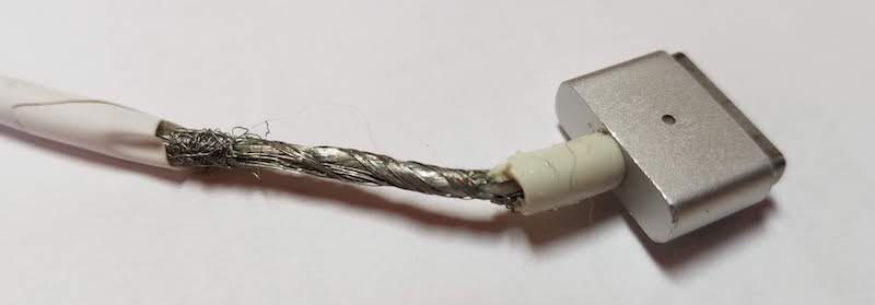 apple macbook pro magsafe 2 connector