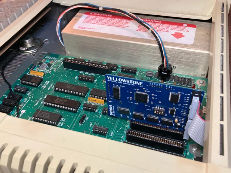 Yellowstone in Apple IIe