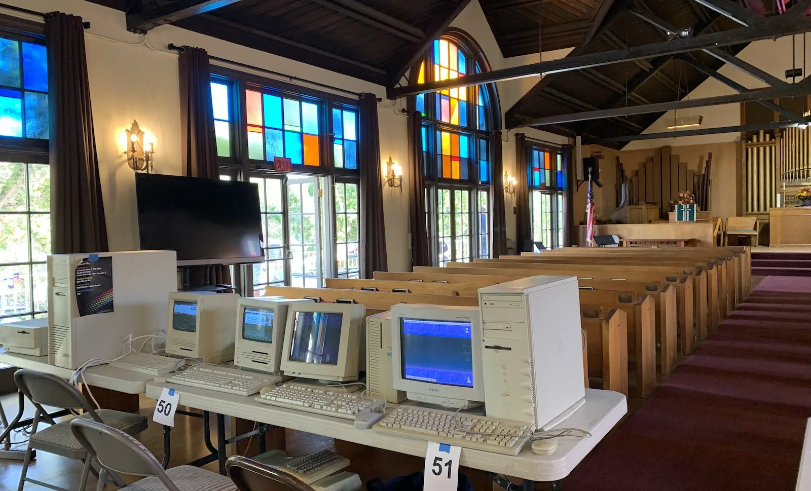 Vintage Macs set up in the meetup hall