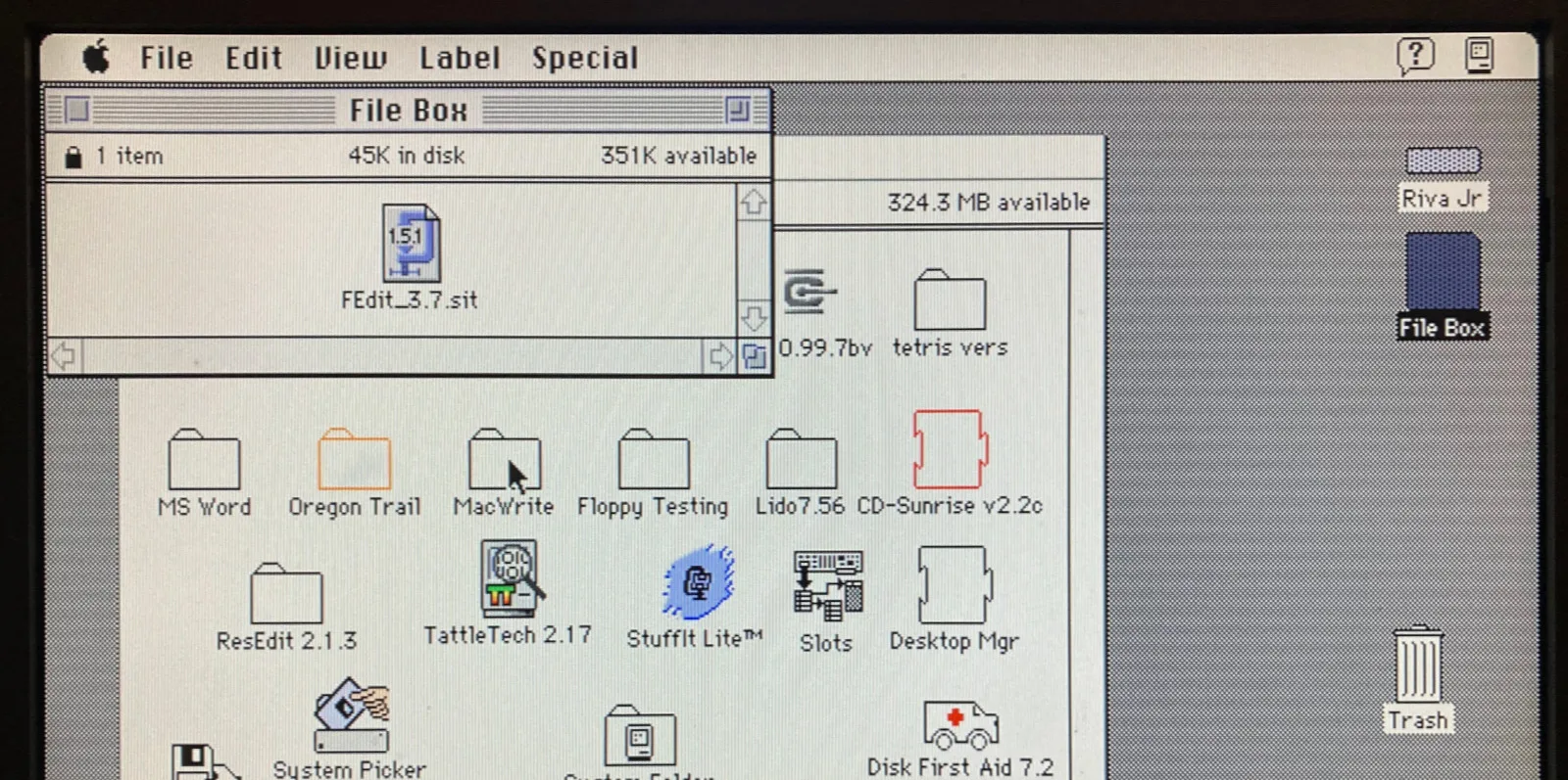 StuffIt file on a Mac desktop