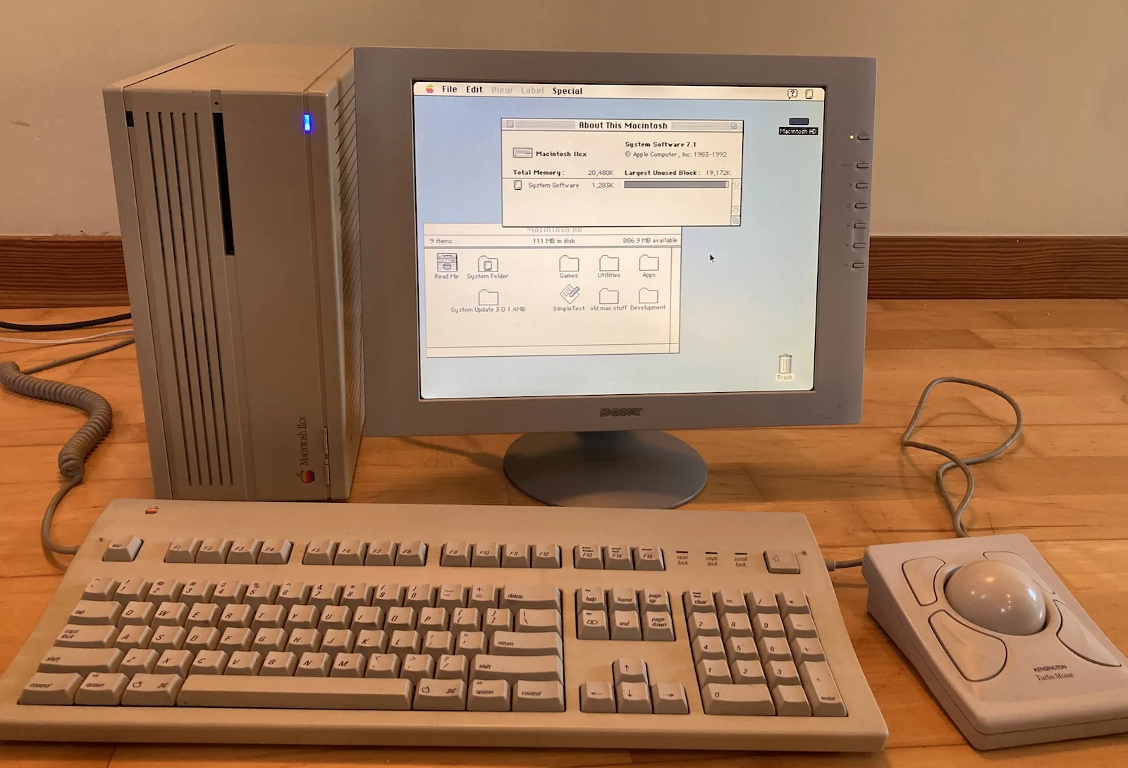 Mac with an LCD monitor through the Sync-inator